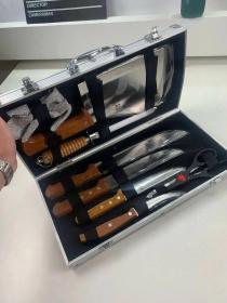 Mallette Professionnelle de Cout-eaux Manche en Bois et Accessoires – حقيبة سكاكين إحترافية